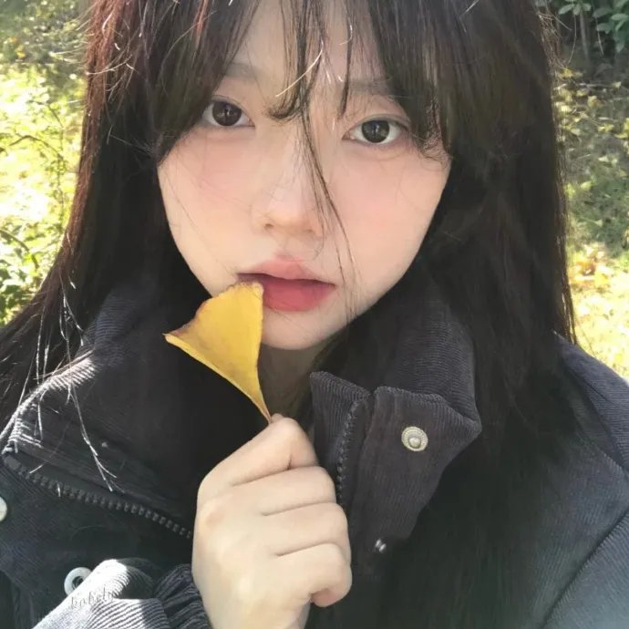 穿成魔尊后我一心求死